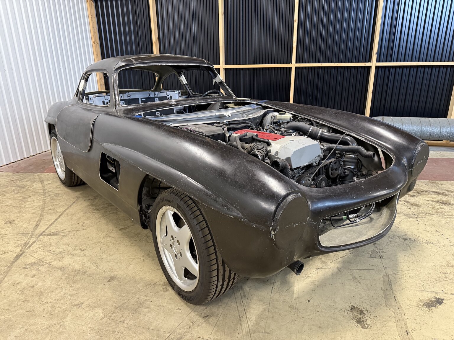 Exterior image of 2000 Mercedes-Benz SLK 230 "Gullwing" (2)