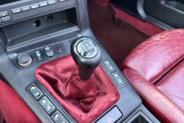 Interior image of 1993 BMW 325 I CABRIO 