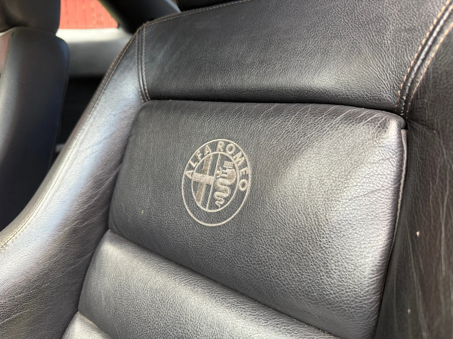 Innenraumfoto von 1997 Alfa Romeo GTV (6)