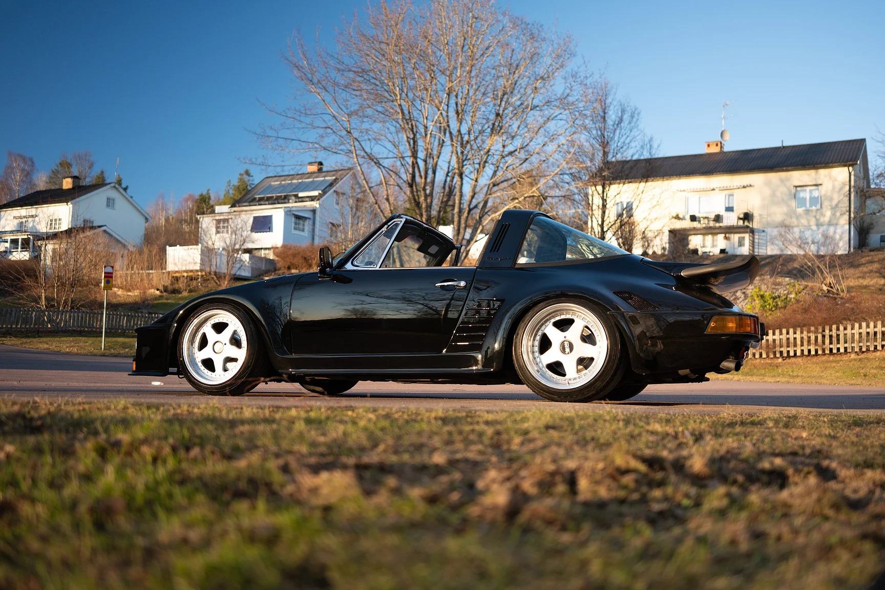 Aussenfoto 1976 Porsche 911 Targa Flachbau - Josef Zirkelbach DP (98)