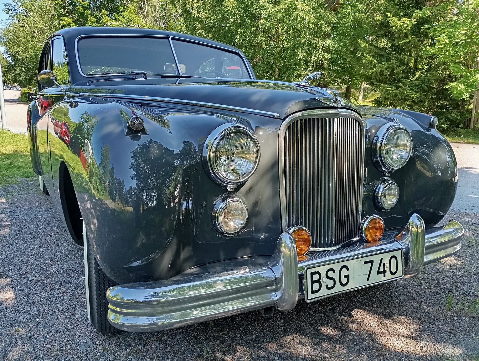 Exterior image of 1954 Jaguar Mark VII