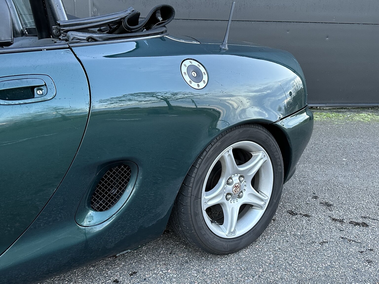 Exterior image of 1996 MG F Roadster