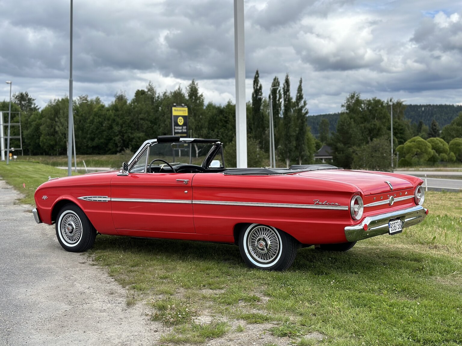 Exterior image of 1963 Ford Falcon Futura Convertible