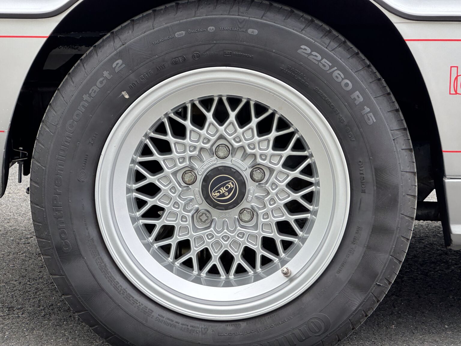 Aussenfoto 1987 Lotus Esprit S3