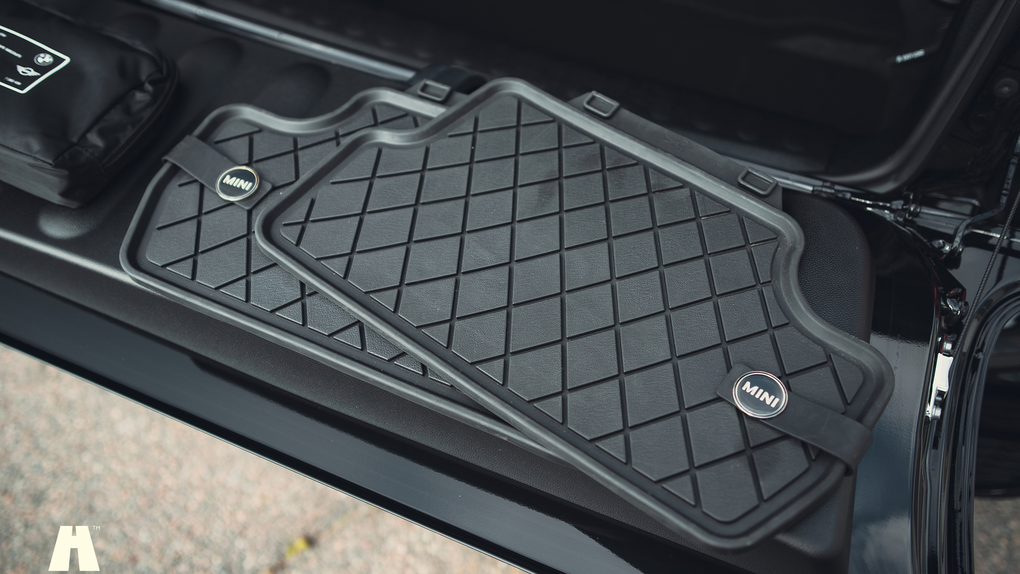 Interior image of 2021 Mini John Cooper Works Cabriolet  (73)