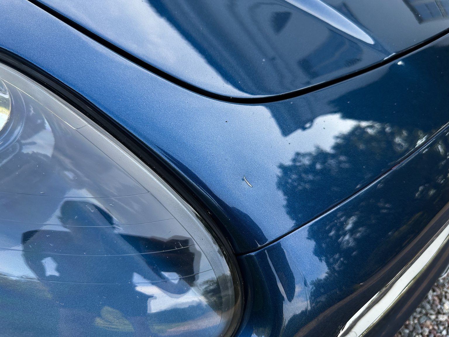 Exterior image of 2000 Maserati 3200 GT