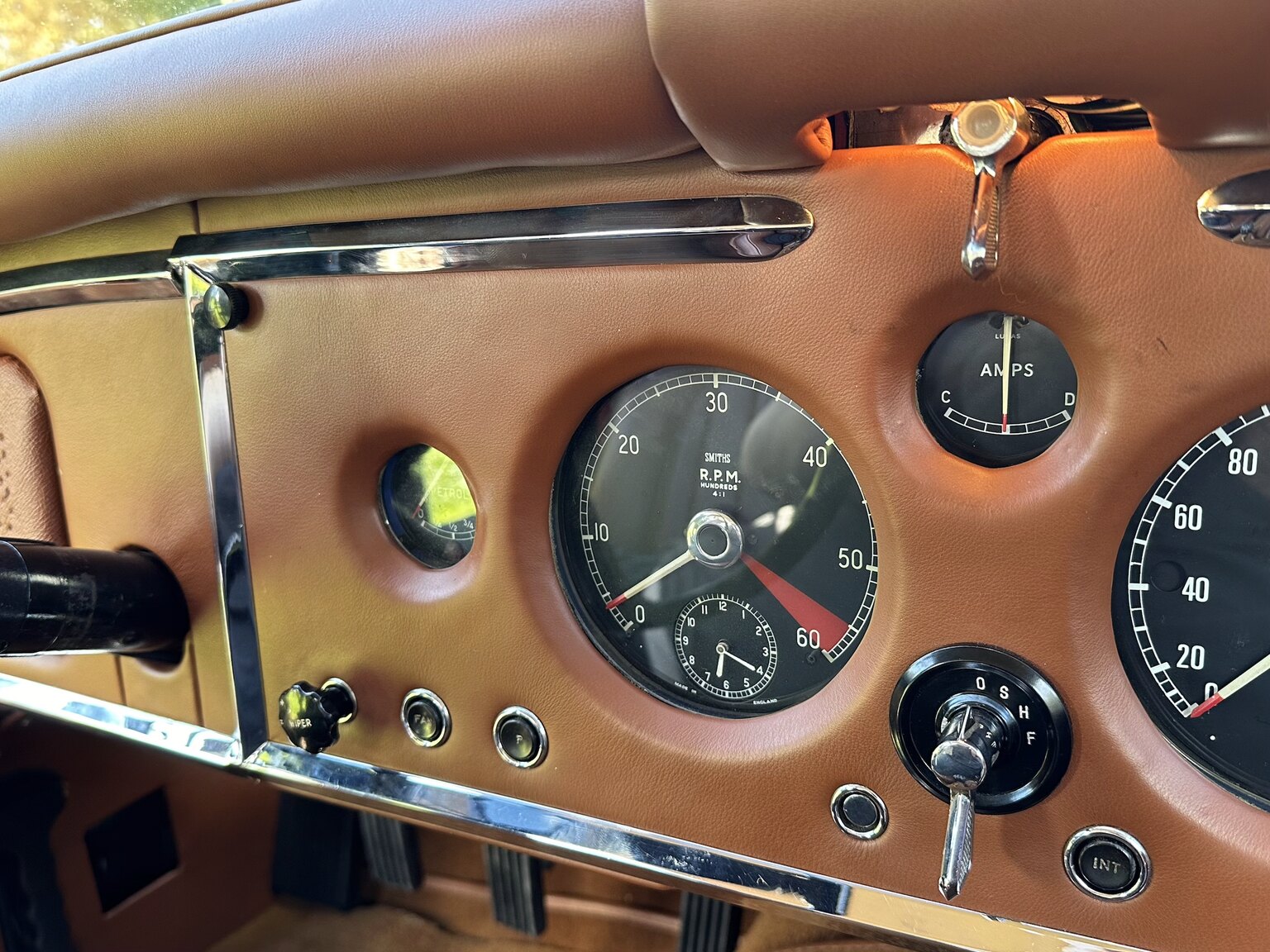 Innenraumfoto von 1958 Jaguar XK150