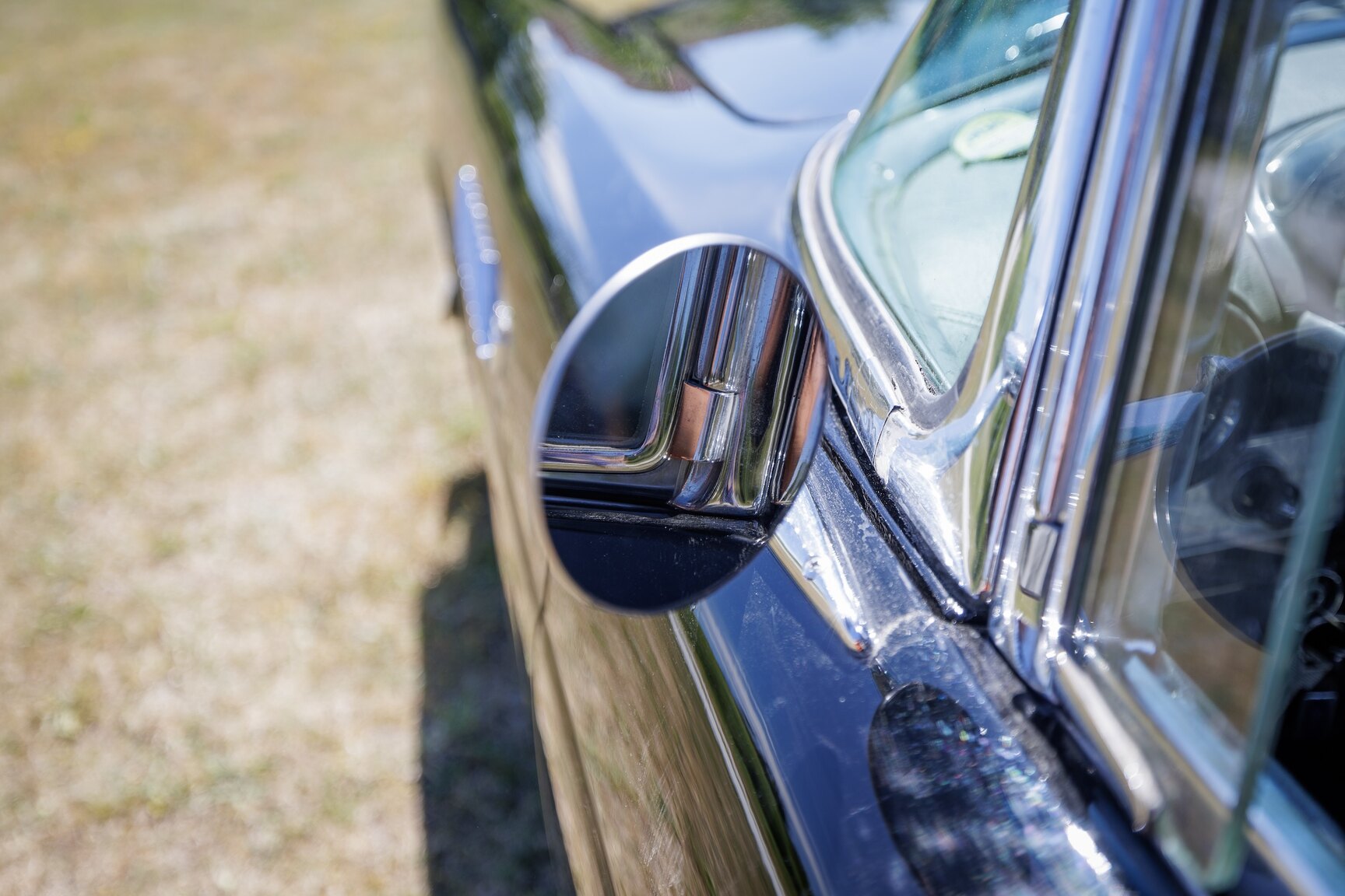 Exterior image of 1956 Ford Thunderbird