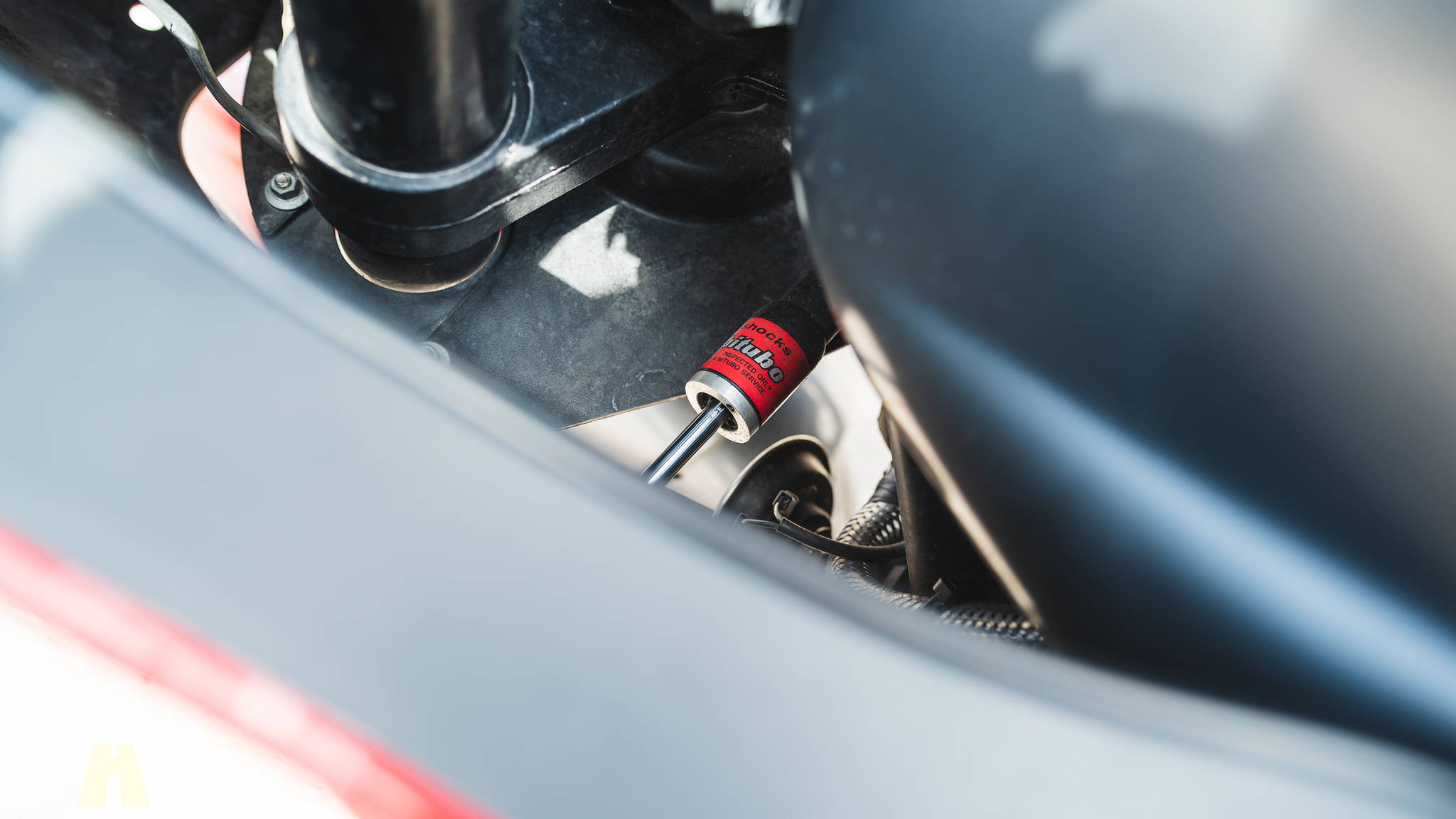 Image of 2002 Moto Guzzi V11 Le Mans (3) mechanics