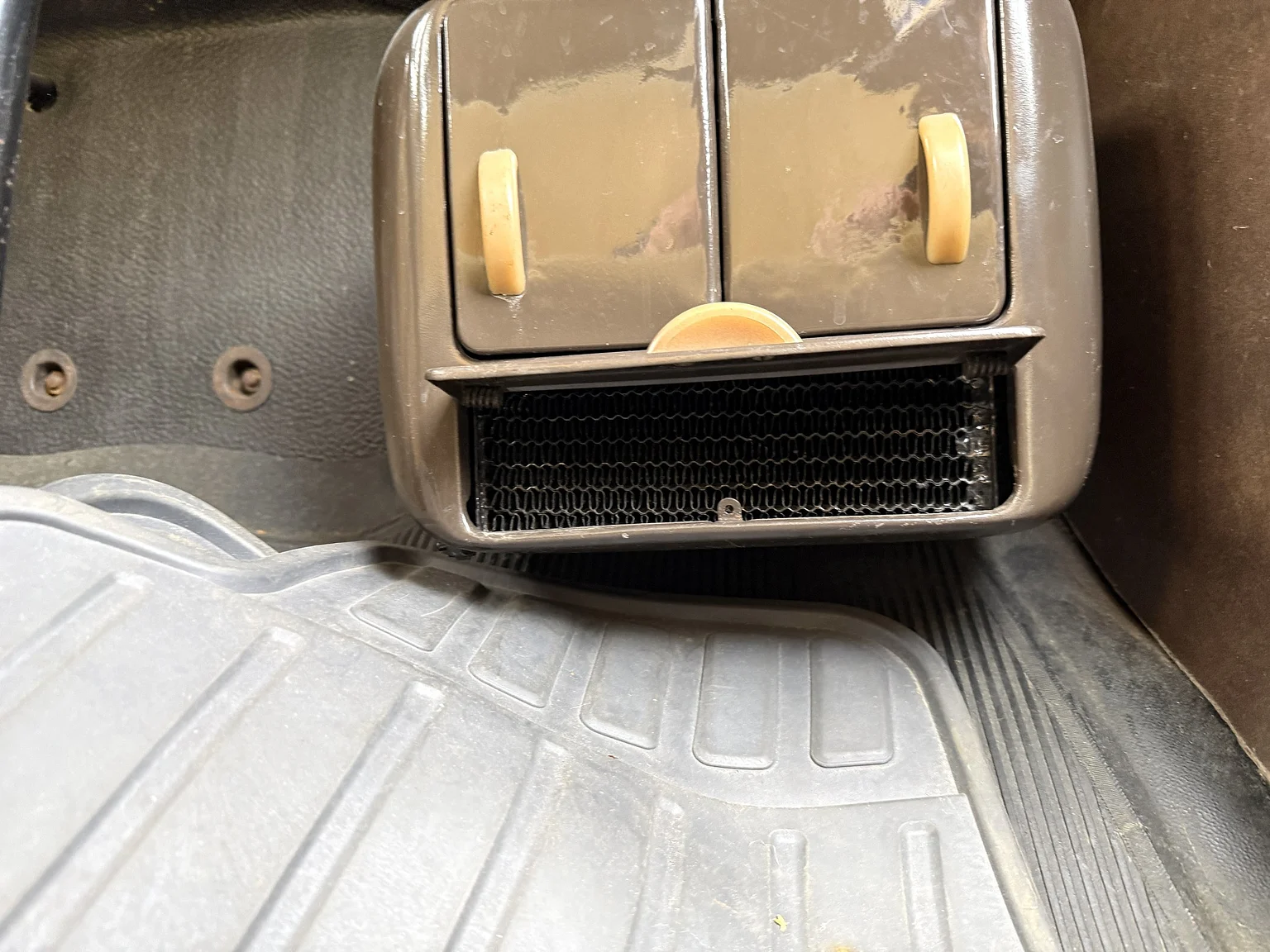 Interior image of 1936 Ford 214A Fordor (29)