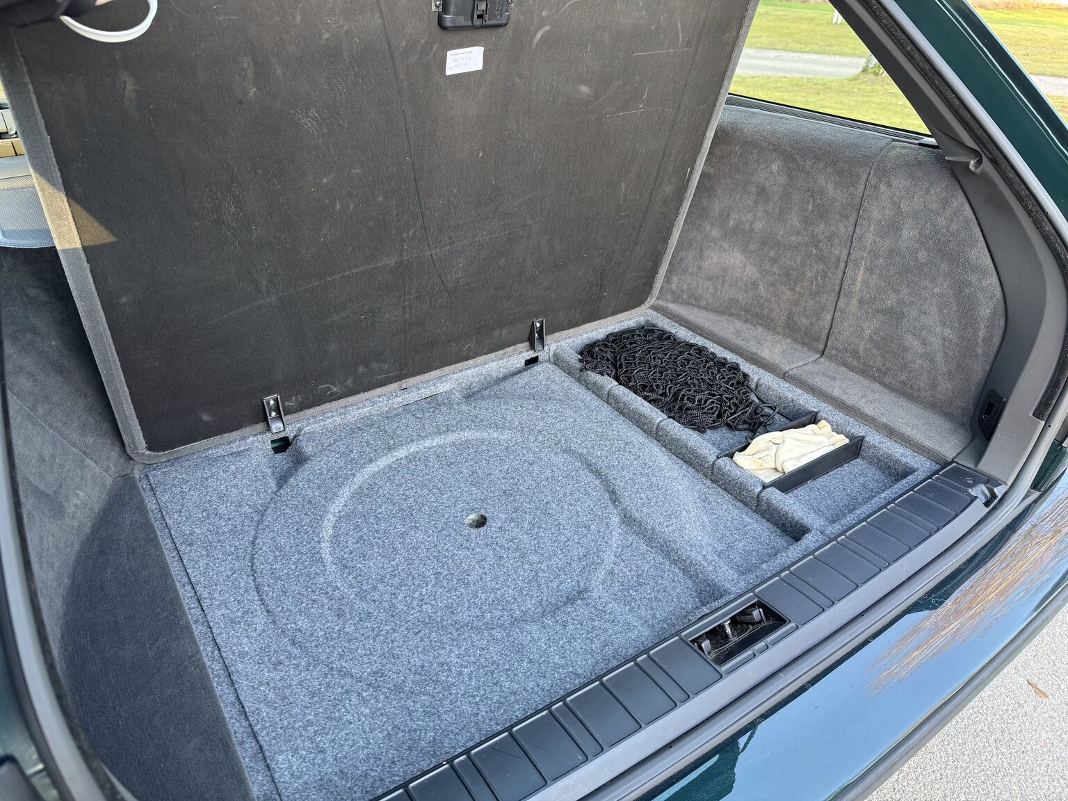 Interior image of 1996 BMW 520i Touring