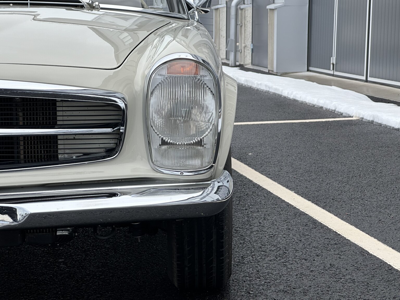 Aussenfoto 1968 Mercedes Benz SL 280 Pagoda