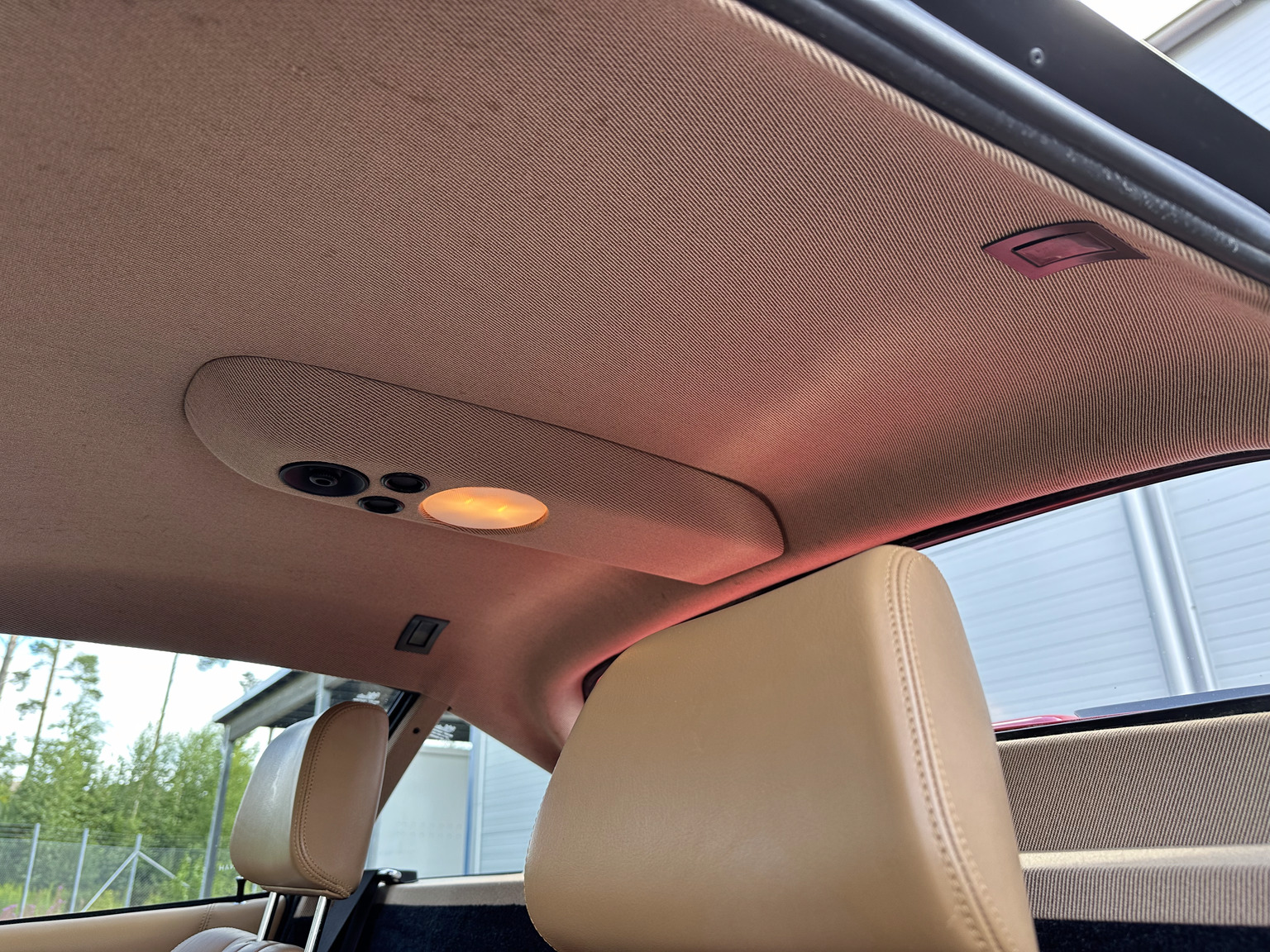 Interiörbild 1988 Ferrari 328 GTB