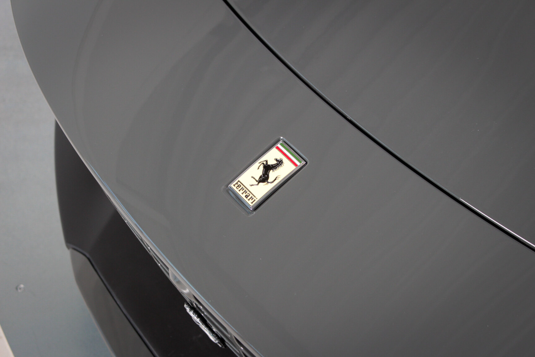 Exterior image of 2024 Ferrari Roma Spider