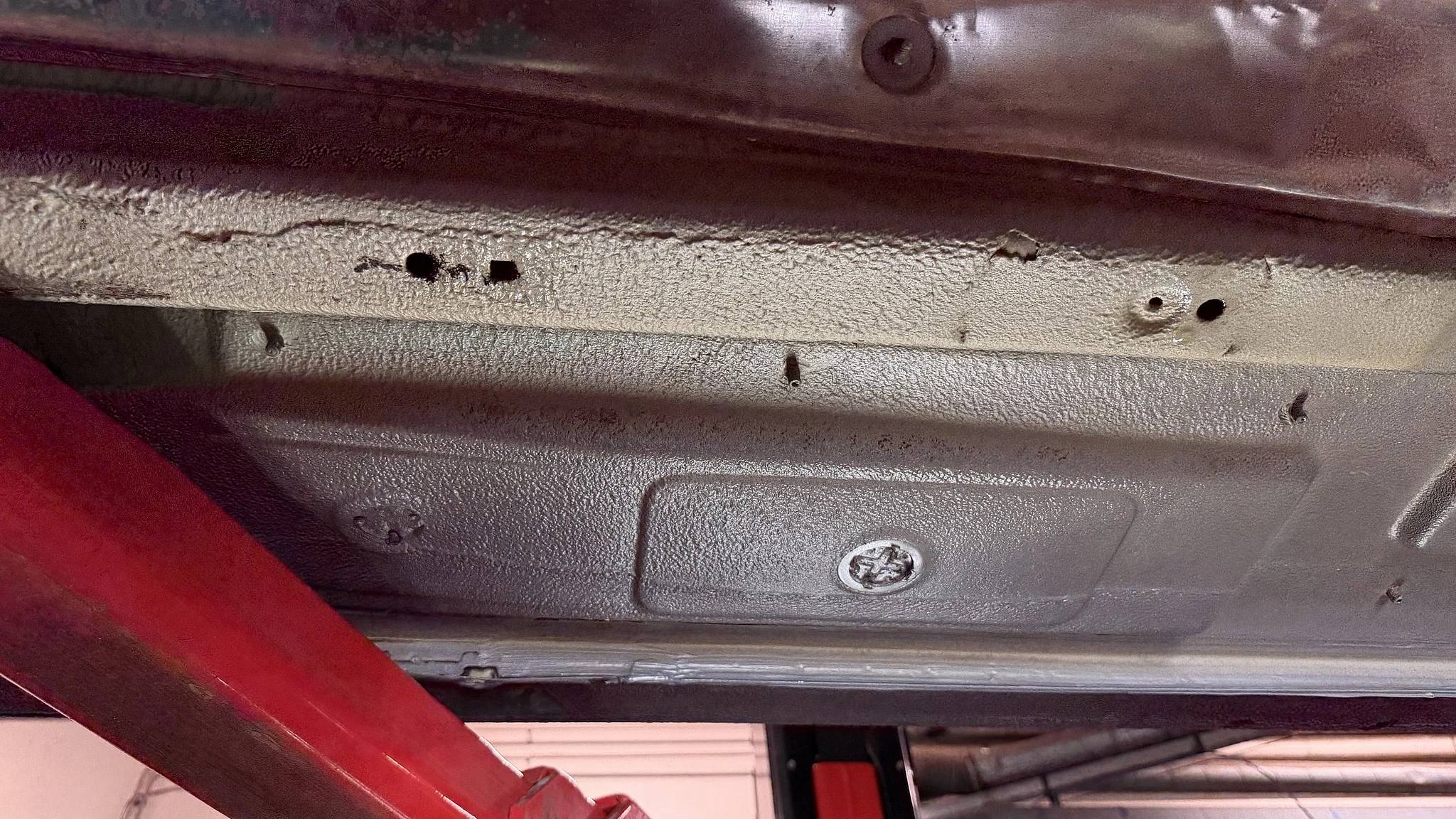 Image of 1988 BMW 535i - NO RESERVE (34) mechanics