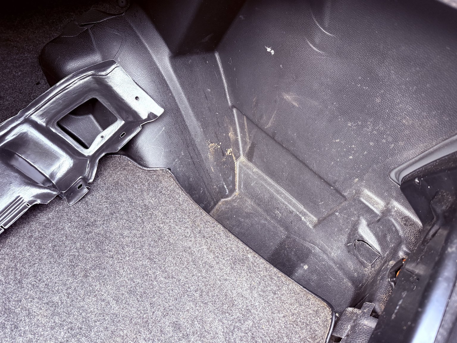 Innenraumfoto von 1989 Mercedes-Benz 190 E