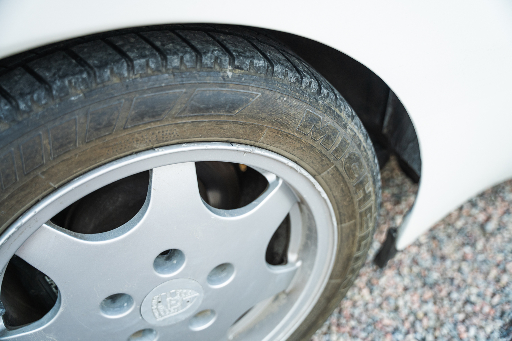 Exteriörbild på 1991 Porsche 944 Turbo Cabriolet