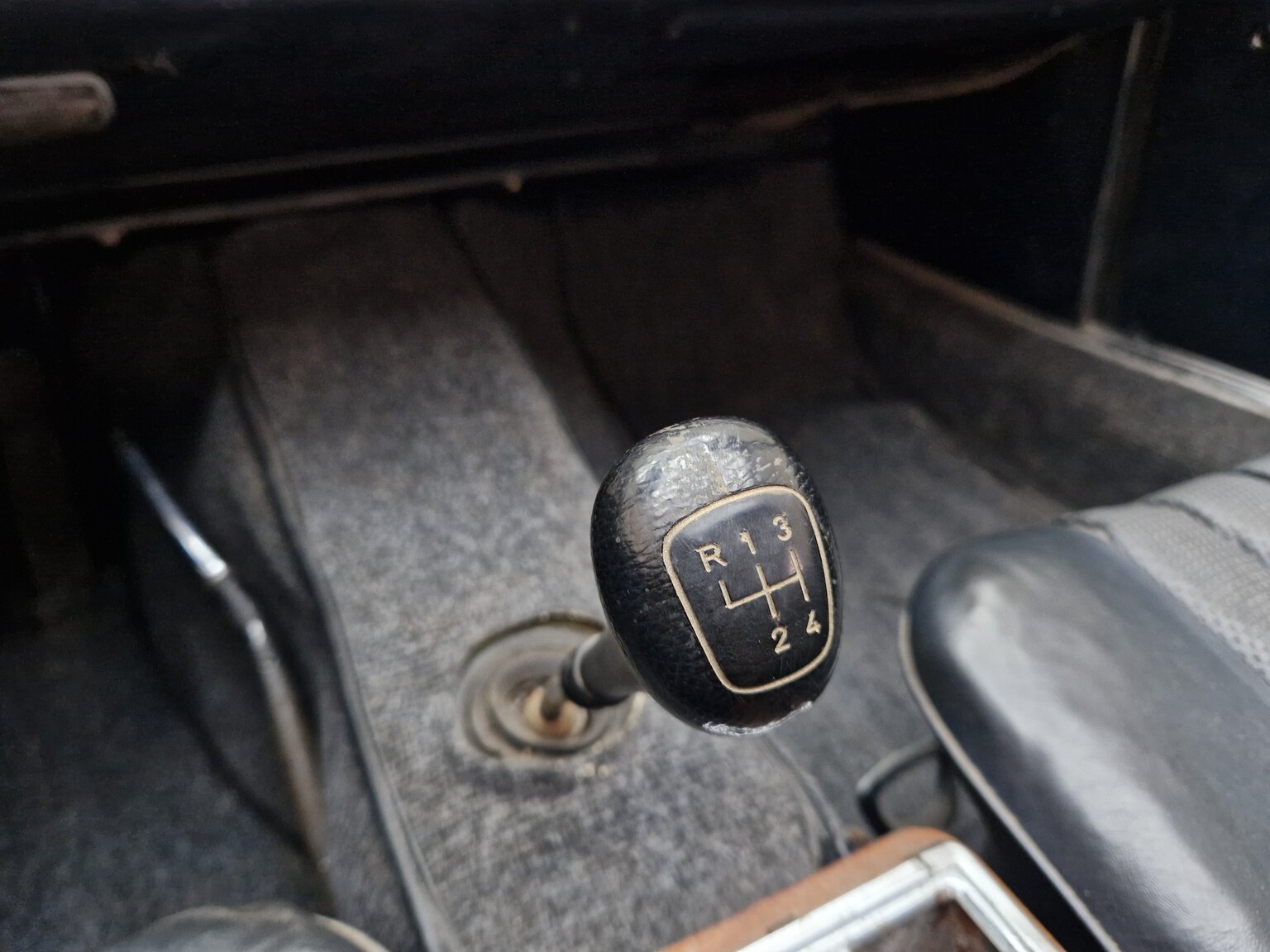 Interior image of 1964 Mercedes-Benz 230SL Pagoda
