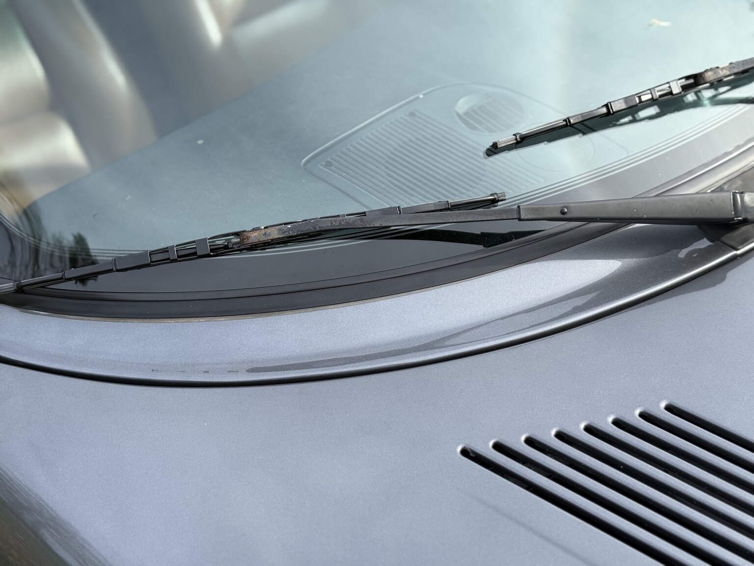 Exterior image of 1987 SAAB 900 Cabriolet 2.0 Turbo T16