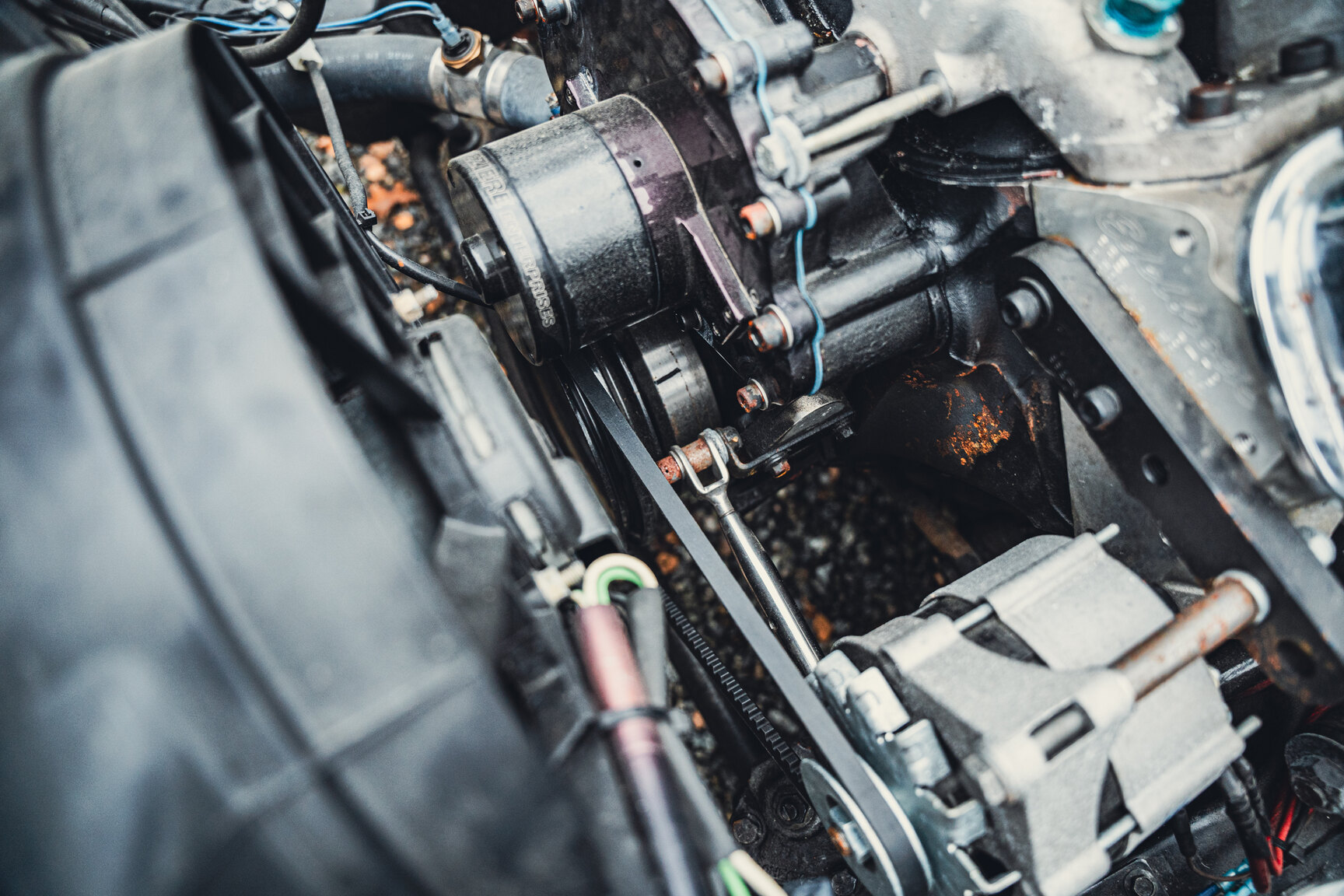 Image of 1968 Pontiac LeMans mechanics