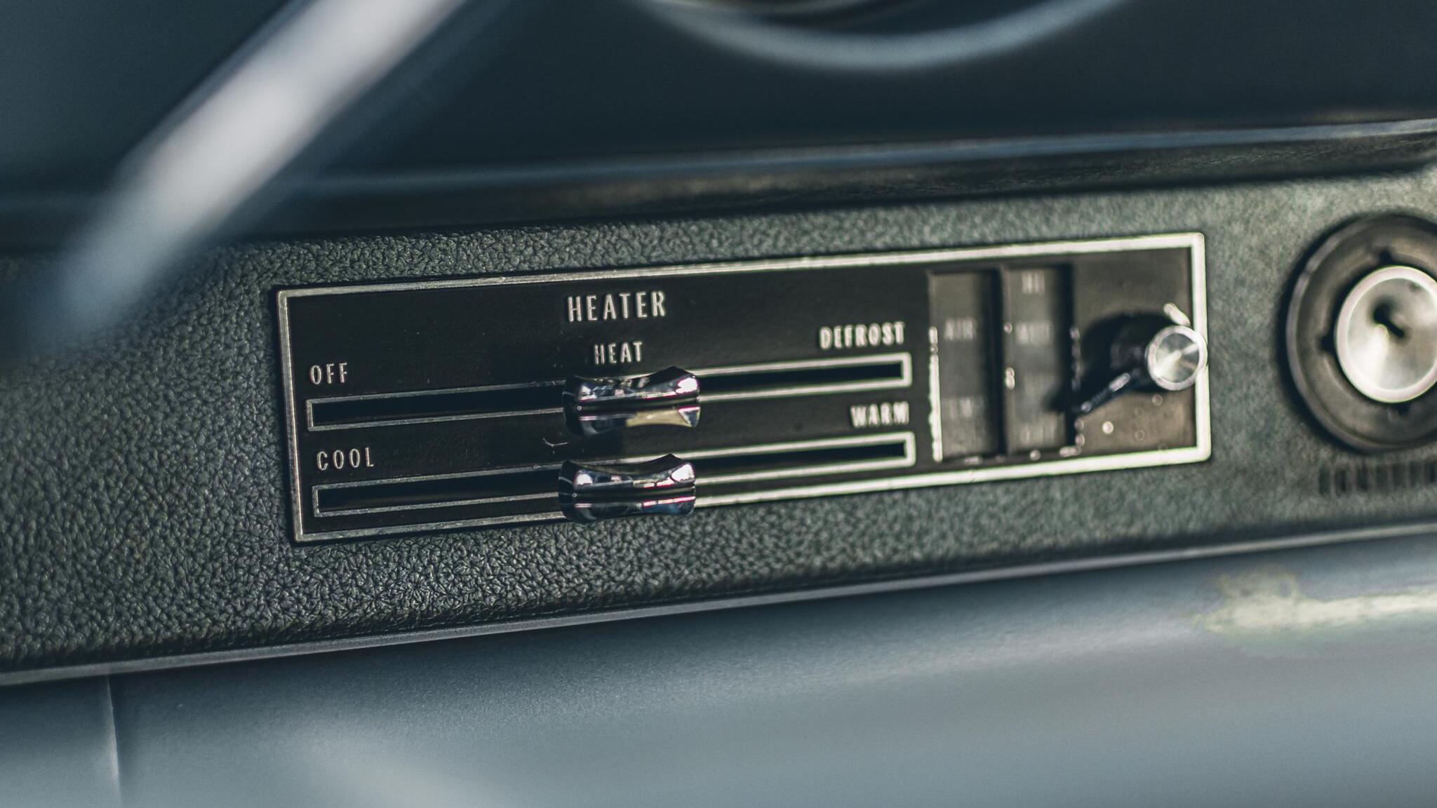 Innenraumfoto von 1968 Oldsmobile Vista Cruiser