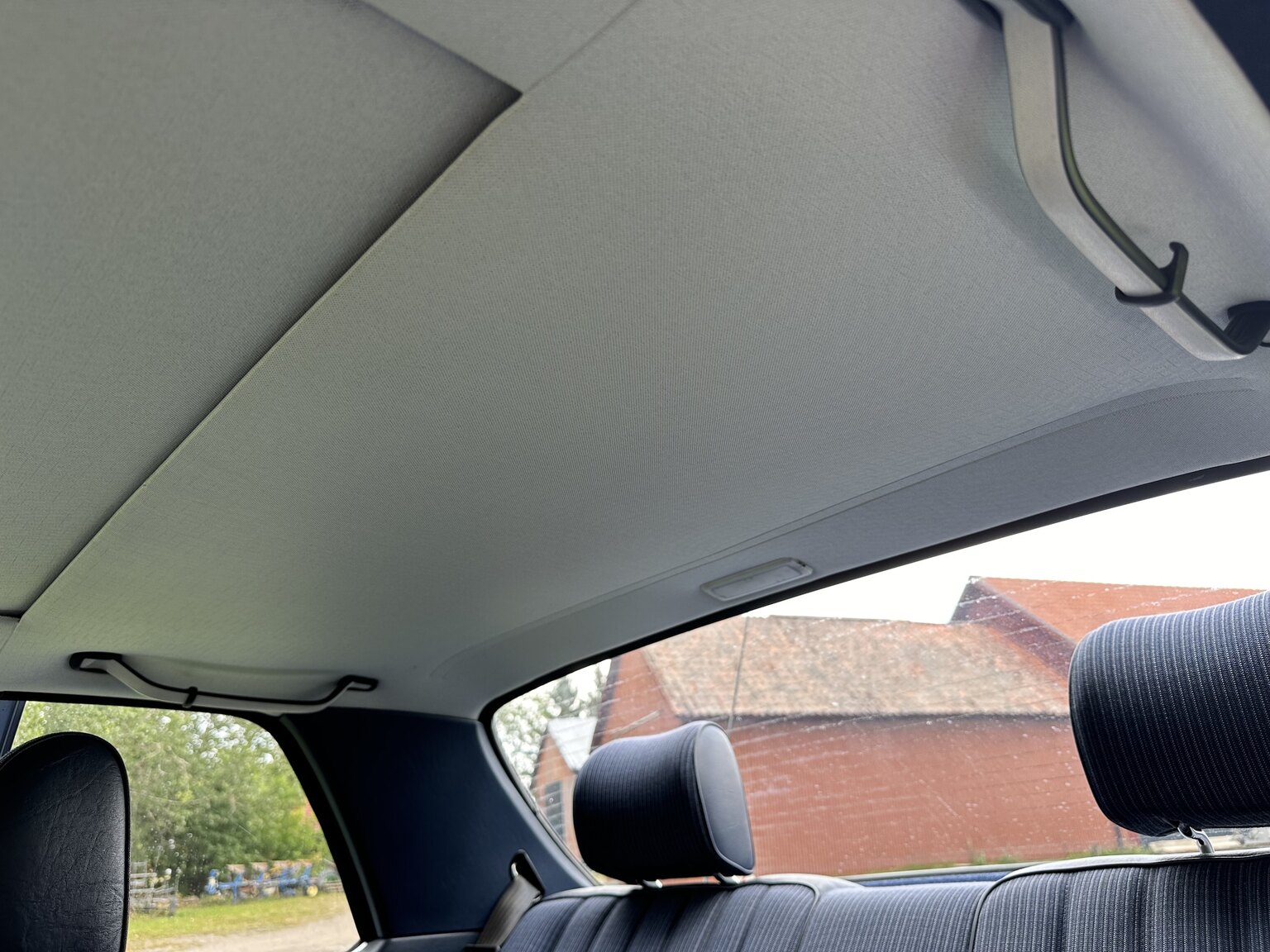 Interiörbild 1984 Mercedes-Benz 230 CE