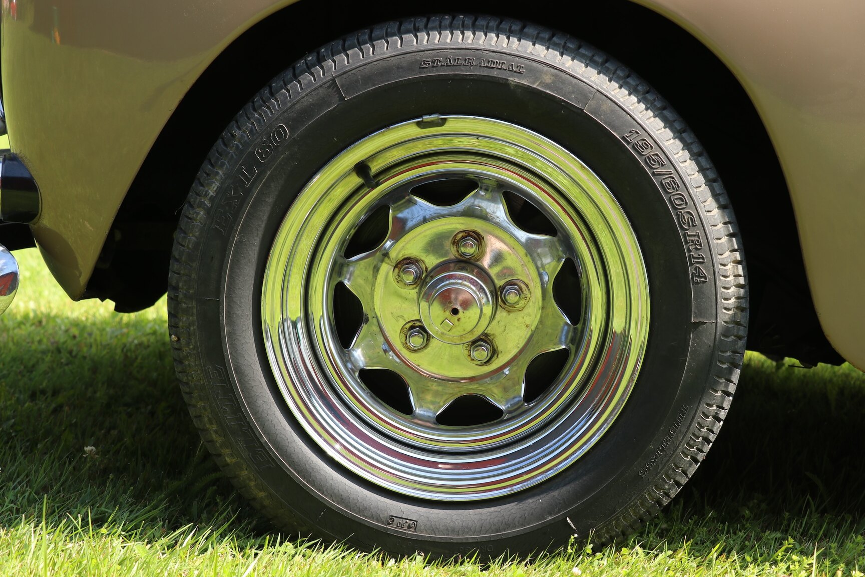 Exteriörbild på 1961 Volvo PV 544C (50)