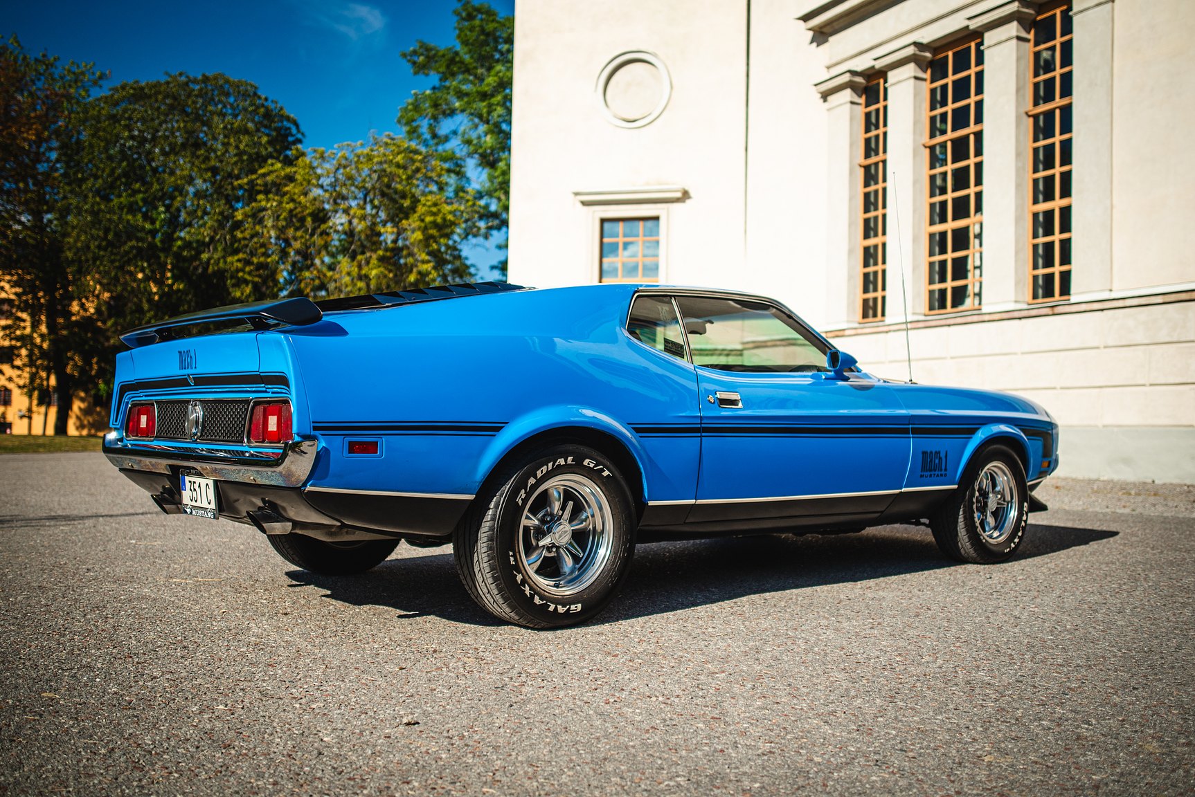 Exterior image of 1971 Ford Mustang Mach 1