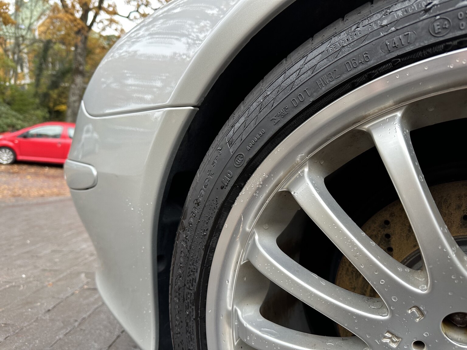 Exteriörbild på 2005 Mercedes-Benz SL 350