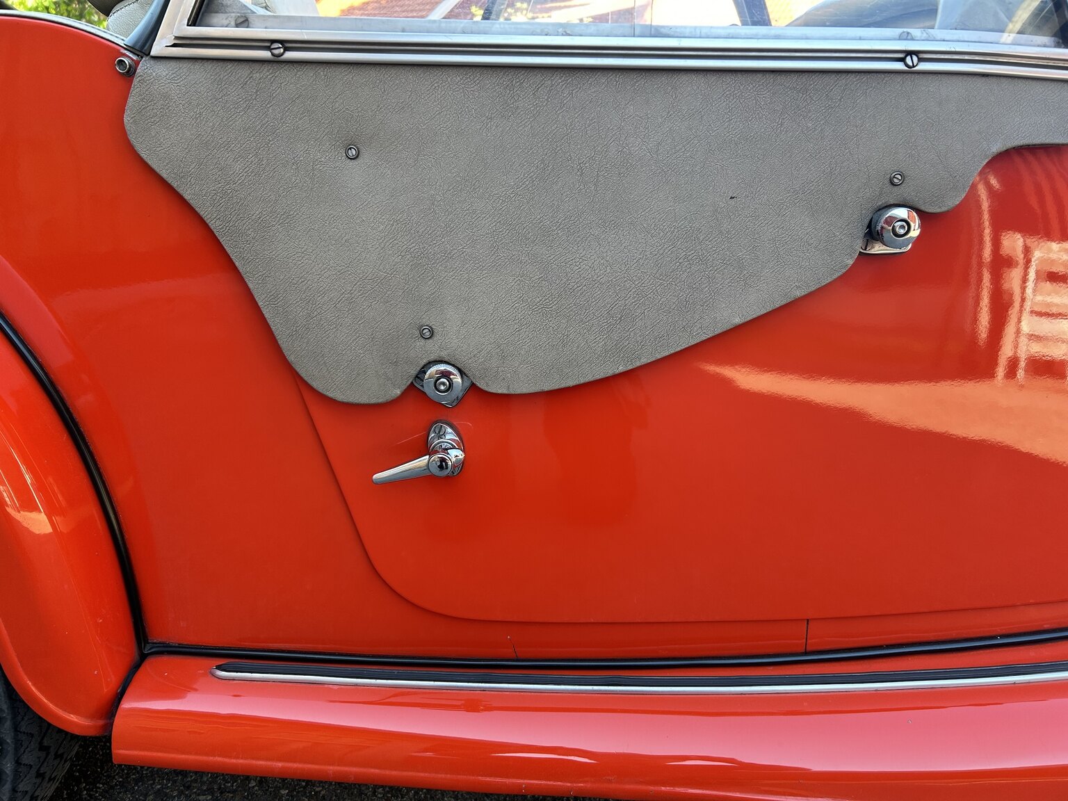 Exterior image of 1983 Morgan 4/4