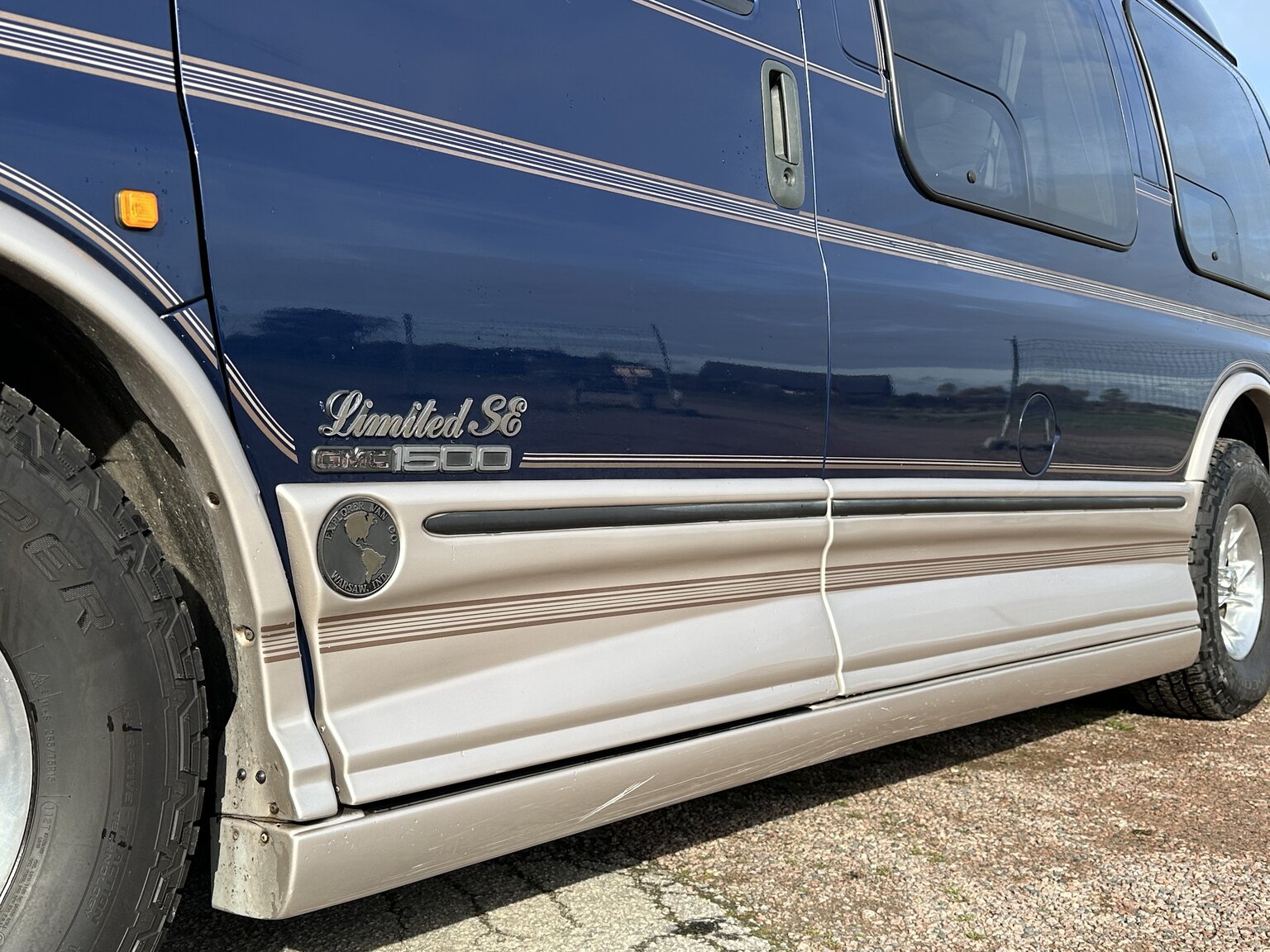 Aussenfoto 2000 GMC Savana G1500 Conversion Van