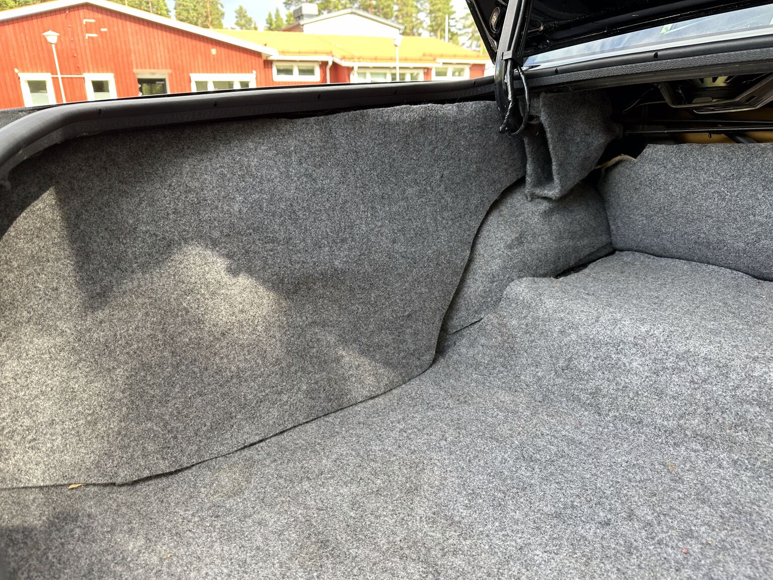 Interior image of 1987 Buick Grand National "GNX" (46)