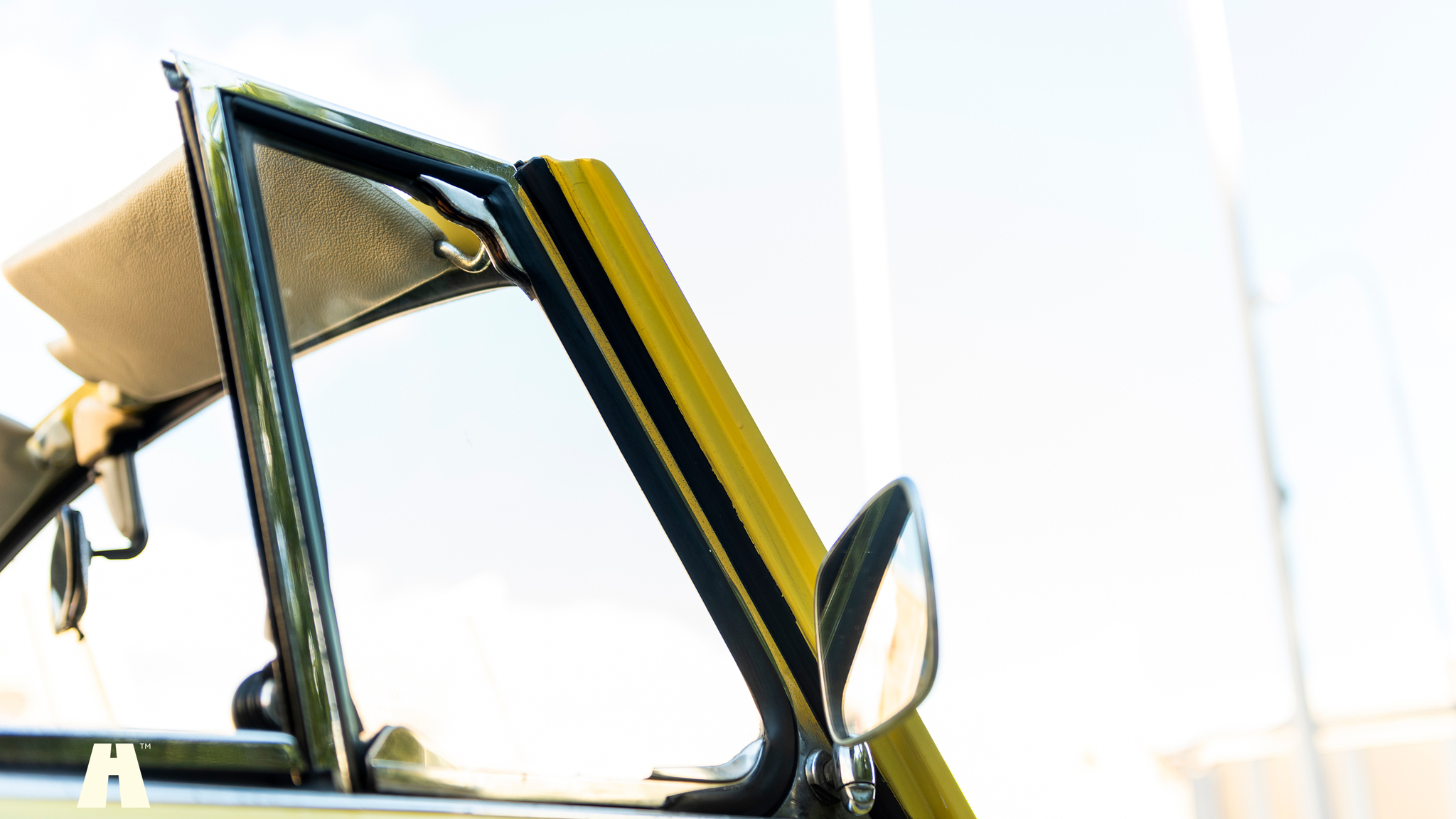 Exteriörbild på 1972 Volkswagen beetle cabriolet 1302 LS