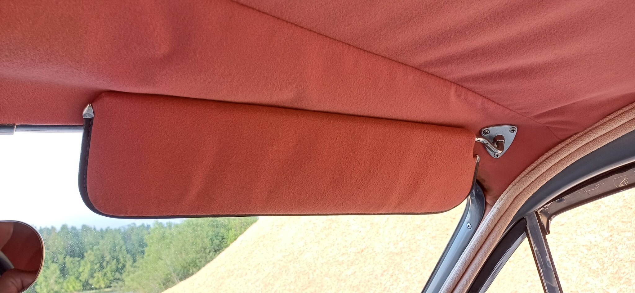 Interiörbild 1953 Kaiser Deluxe Club 2-door