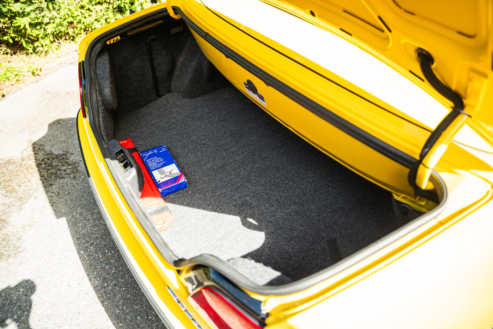 Interiörbild 1997 Peugeot 306 Cabriolet