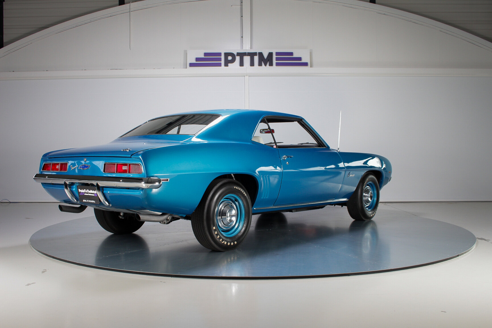 Exterior image of 1969 Chevrolet Camaro COPO TRIBUTE