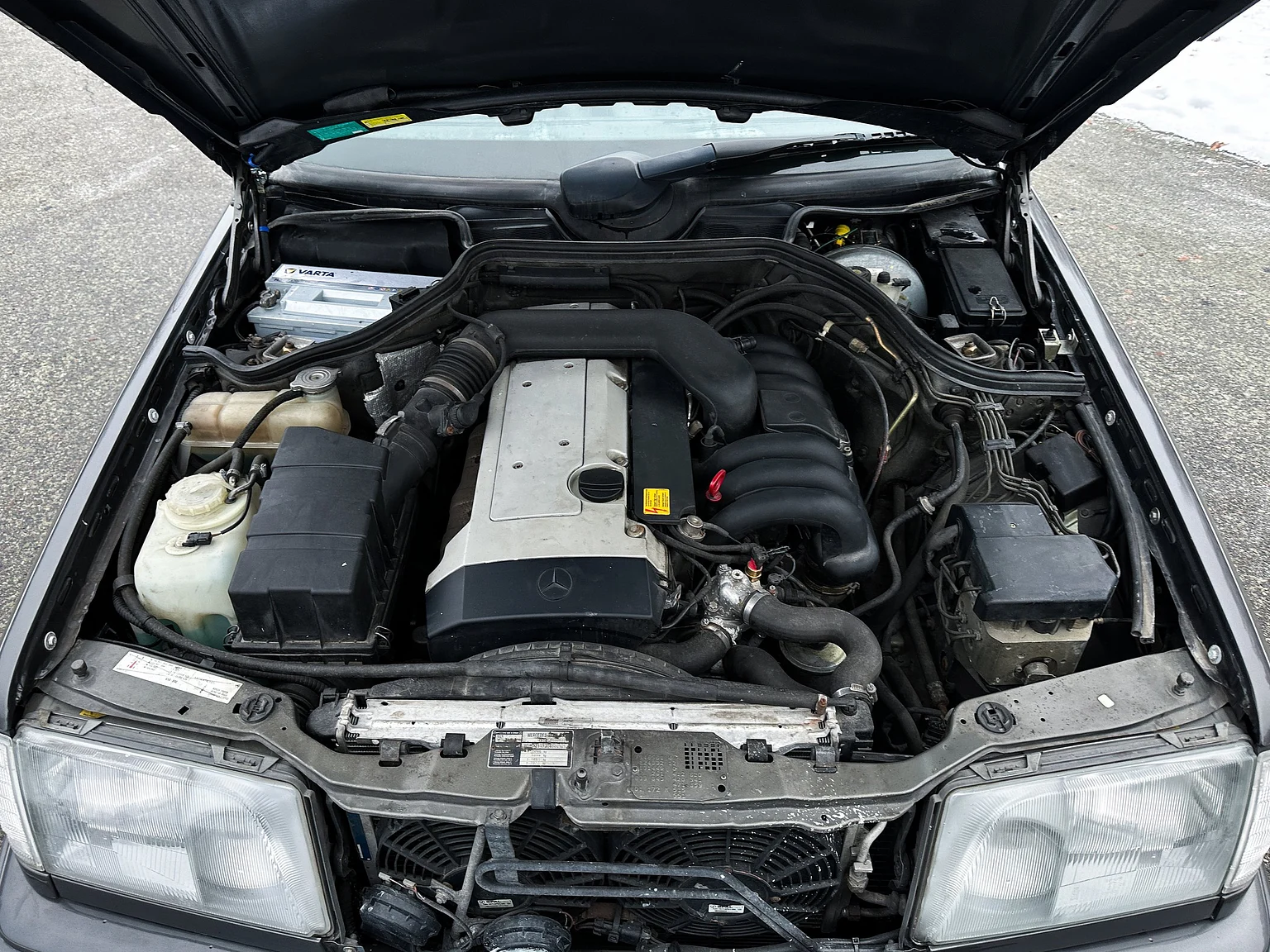 Image of 1993 Mercedes-Benz E 320 "AMG" (3) mechanics