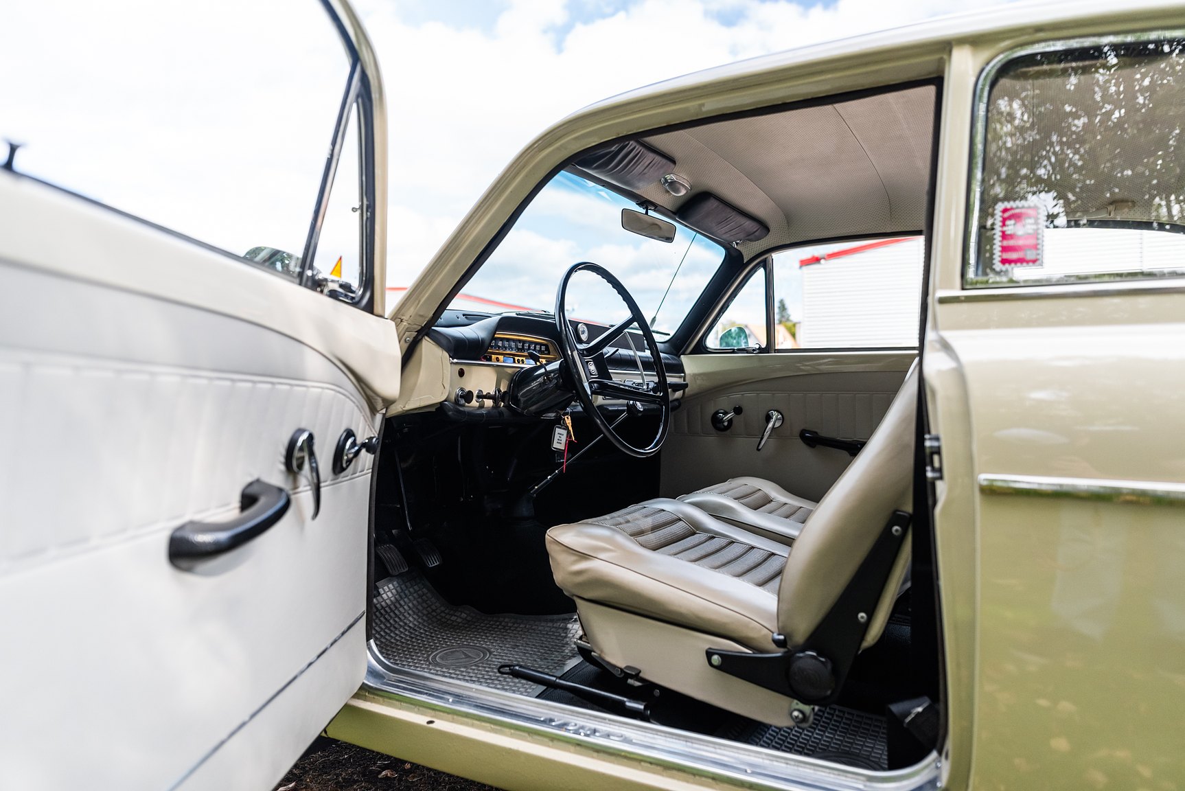 Interior image of 1969 Volvo Amazon 121 P130