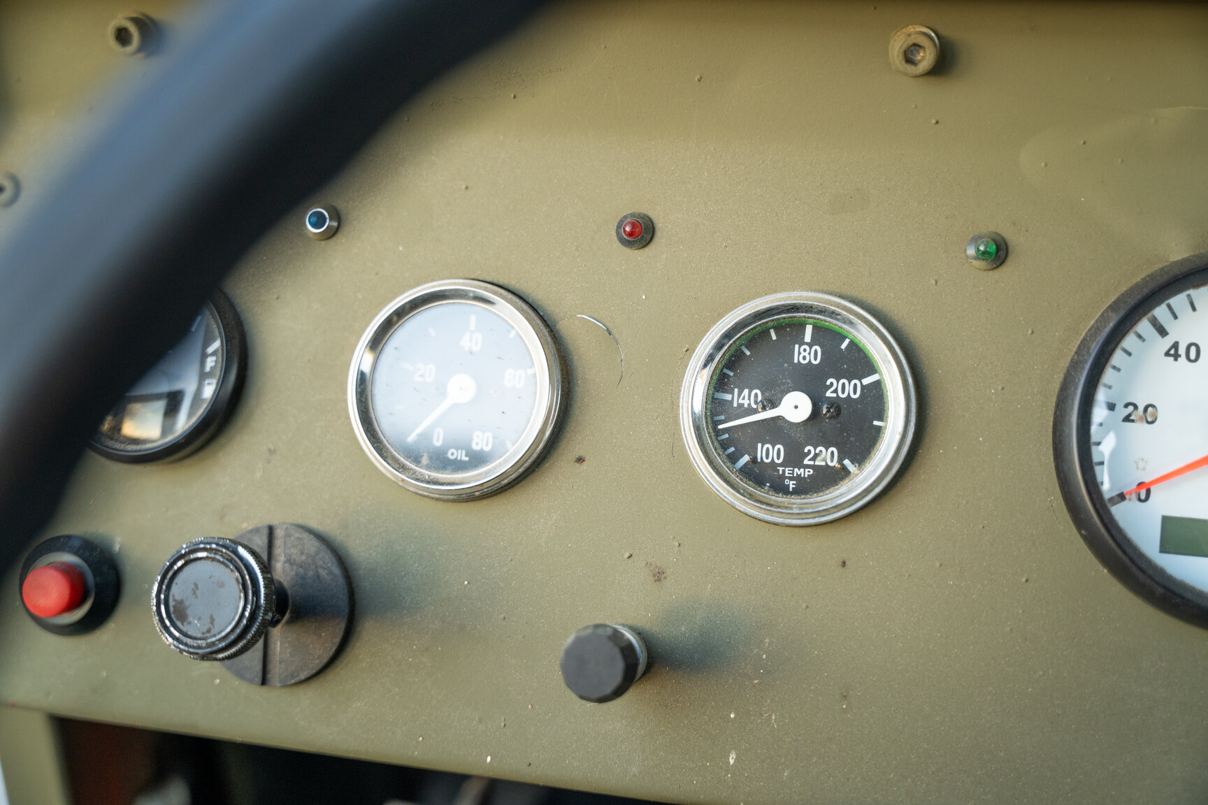 Interior image of 1987 Chevrolet/Humvee H1 Slantback