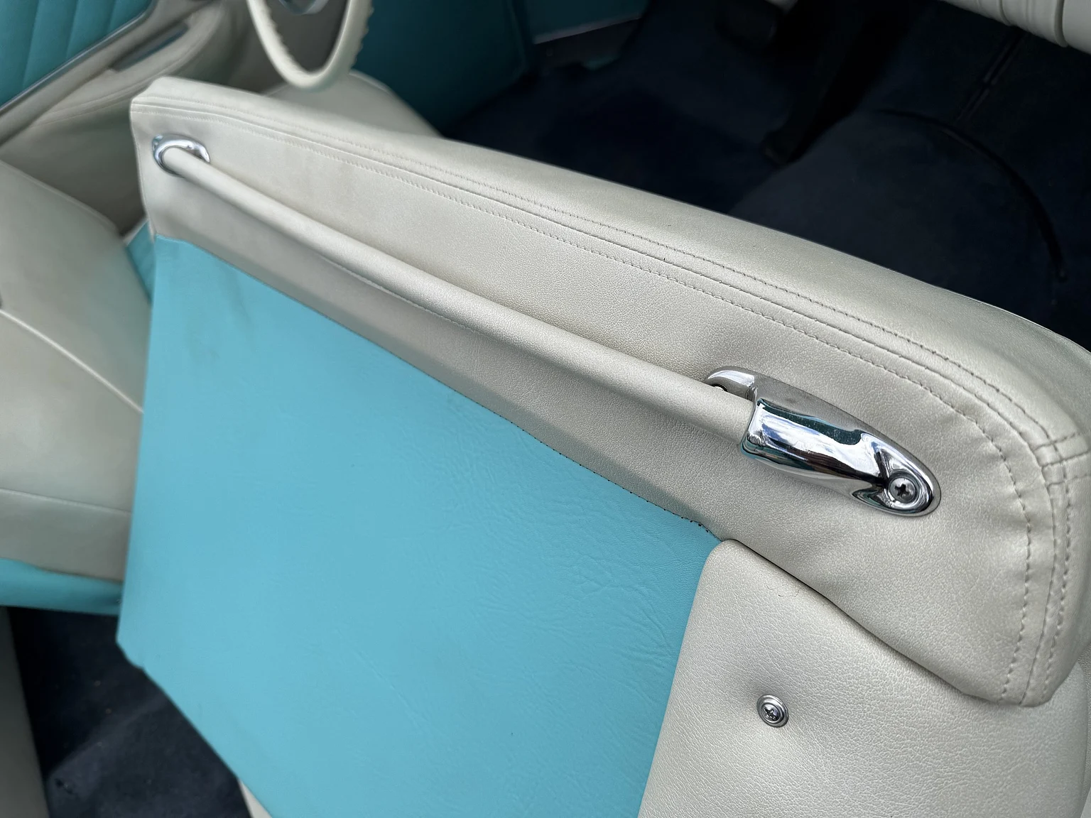 Interior image of 1955 Oldsmobile Super 88 (55)