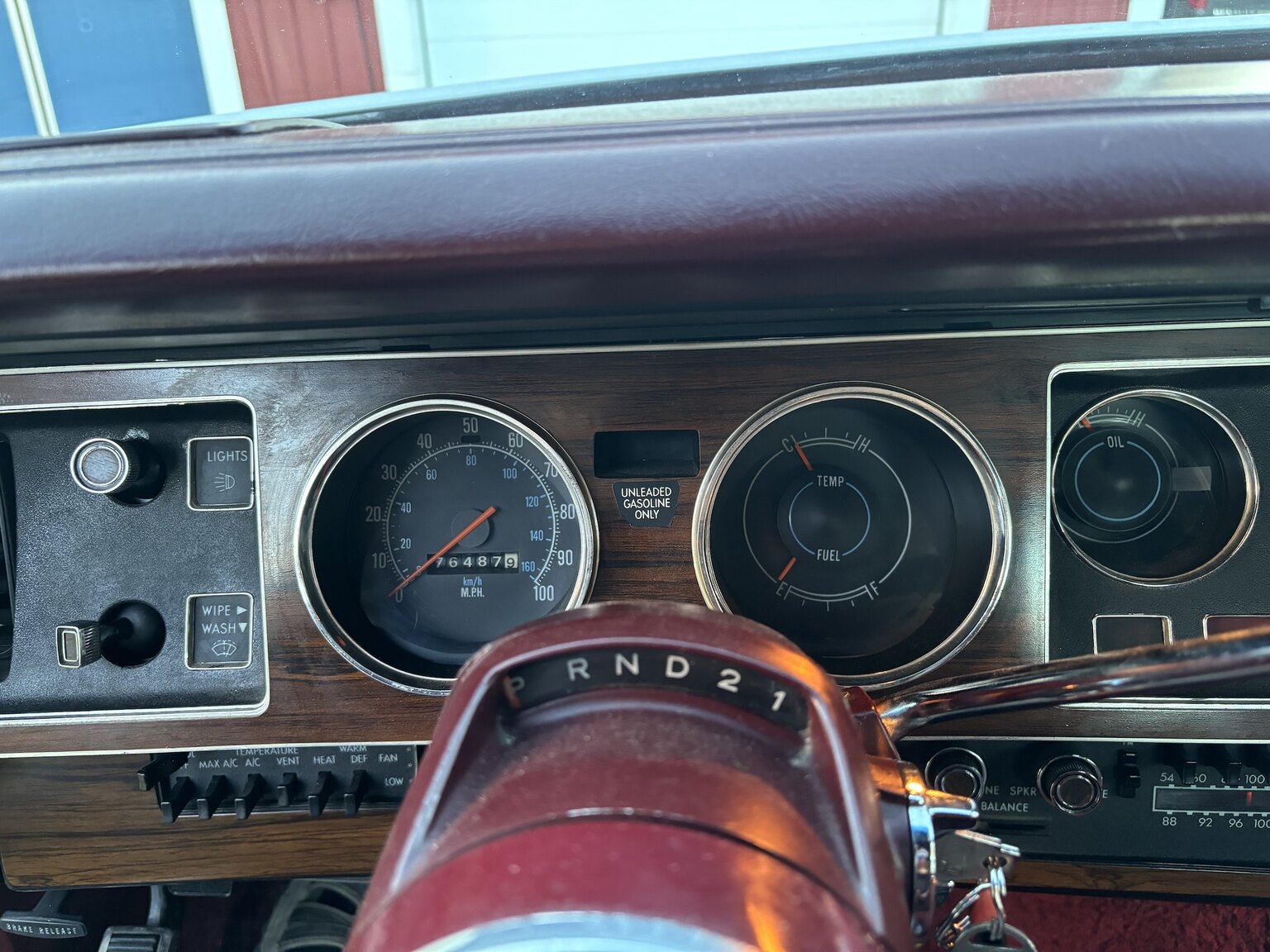 Interior image of 1976 Chrysler Cordoba