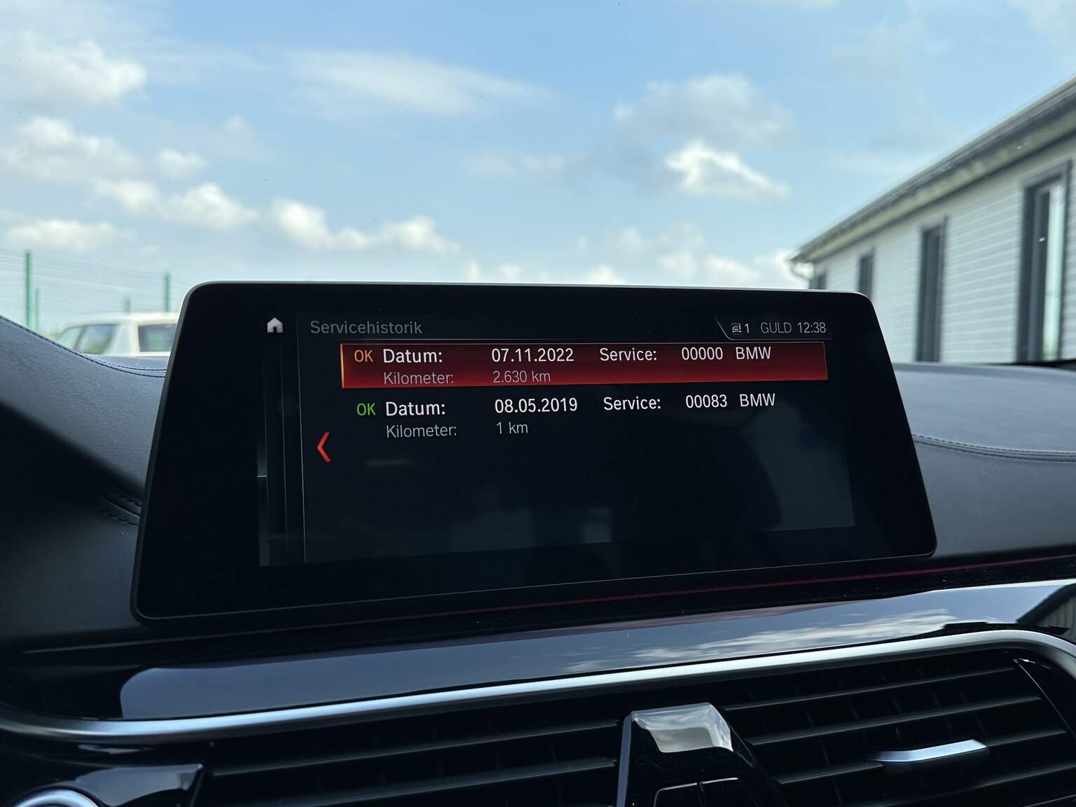 Interior image of 2019 ALPINA B5 S Bi-Turbo Sedan ALLRAD