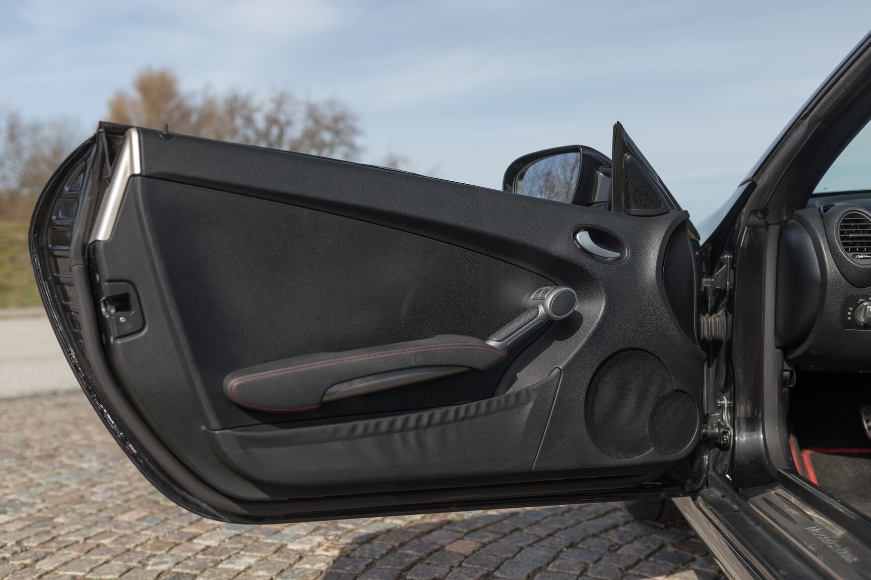 Interior image of 2010 Mercedes-Benz SLK 200 Kompressor (23)