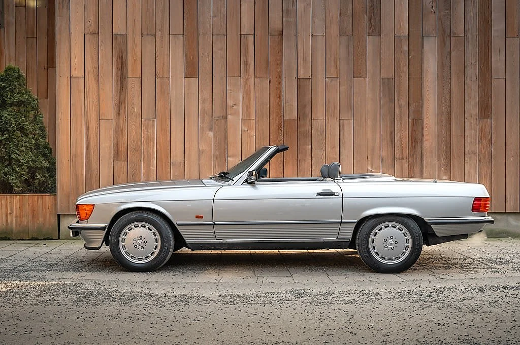 Bild von 1987 Mercedes-Benz 560SL (6)