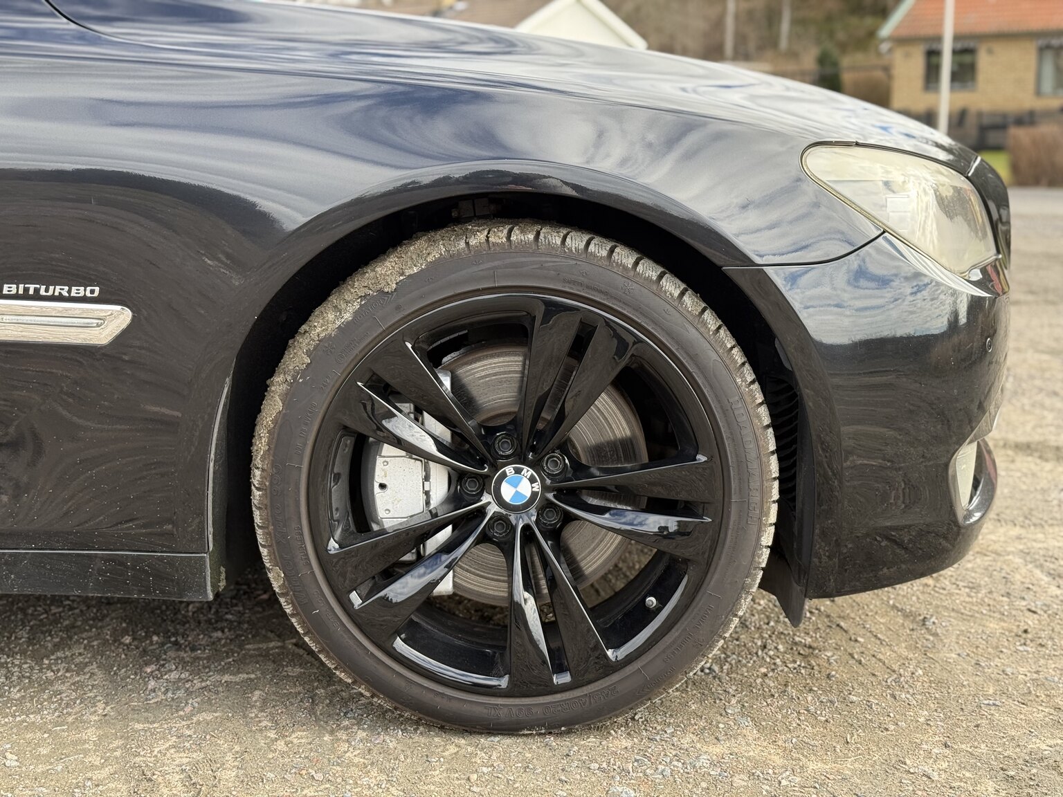 Exteriörbild på 2009 BMW 750Li