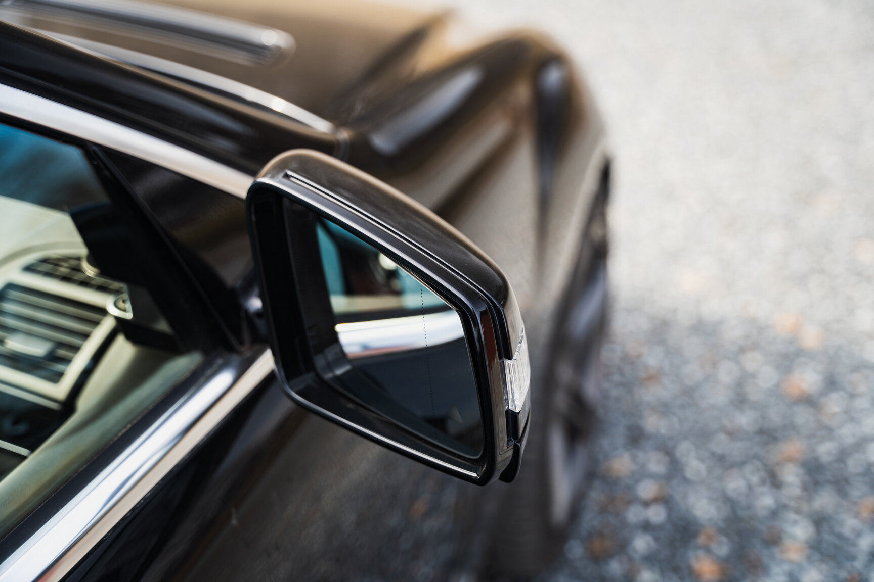 Exteriörbild på 2011 Mercedes-Benz S600 (39)