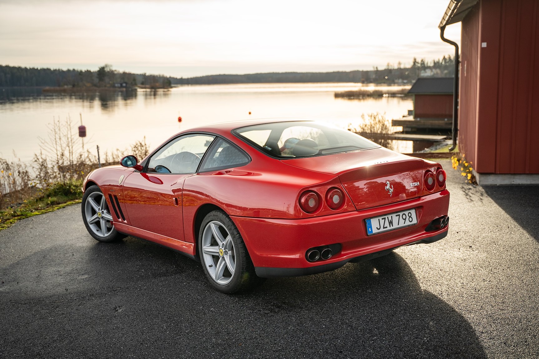Exteriörbild på 2003 Ferrari 575M Maranello