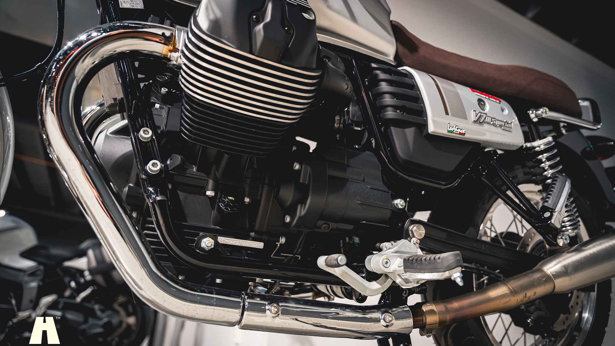 Image of 2020 Moto Guzzi V7 III Special mechanics
