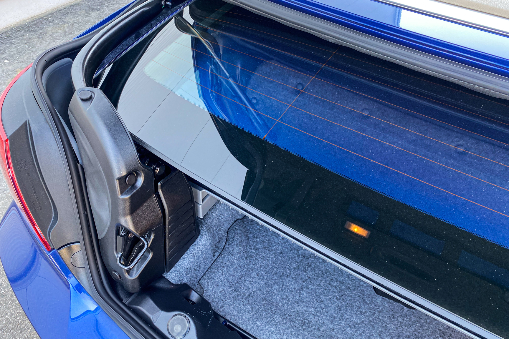 Innenraumfoto von 2007 BMW 335i Cabriolet (42)