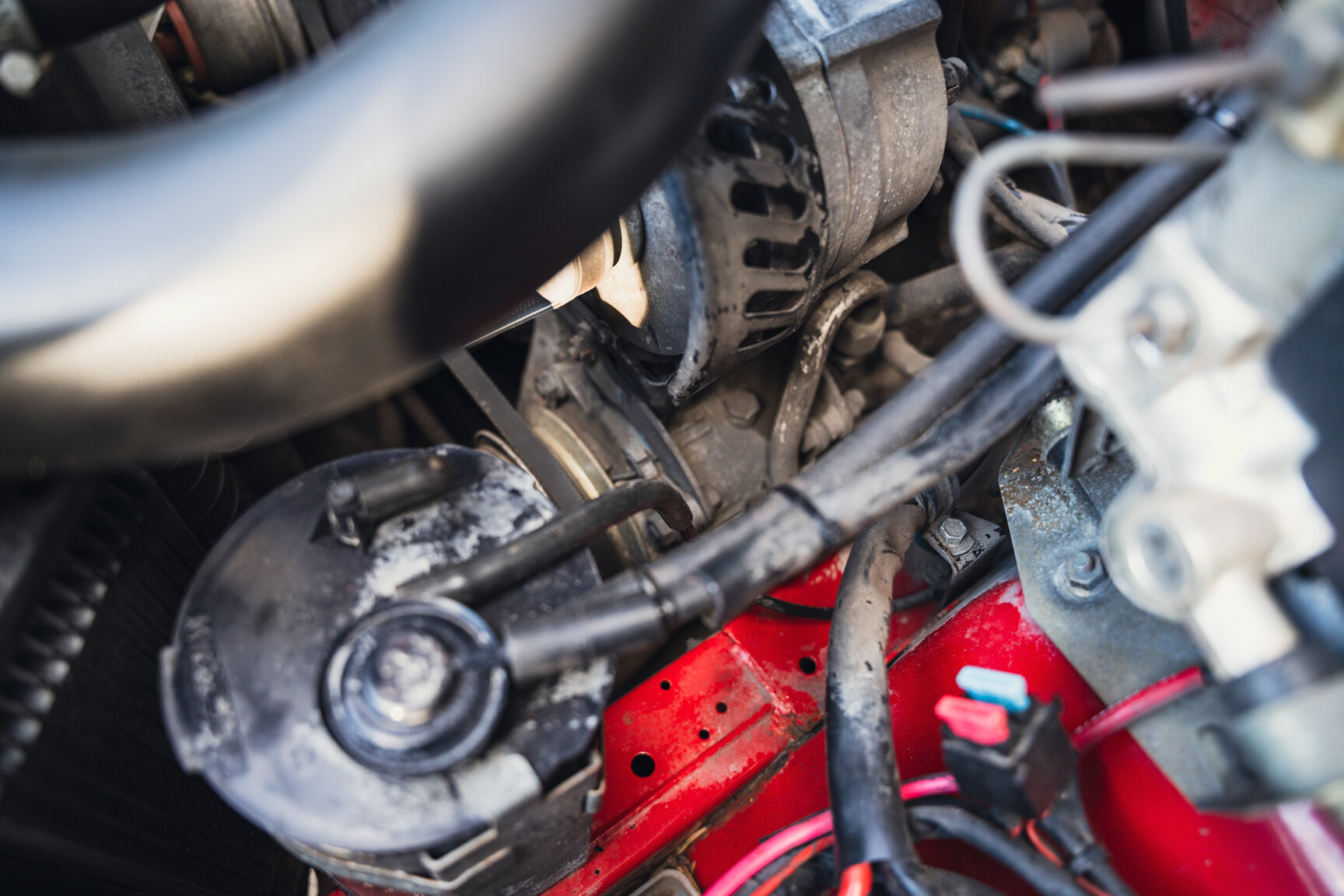 Image of 1990 VOLVO 740 Turbo mechanics (39)